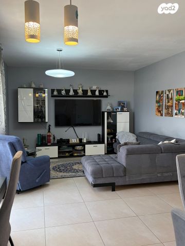 Appartement 4 Pièces à Ha-Loakh ha-Ivri Street, HaKeramim,  Modi'in-Maccabim-Re'ut